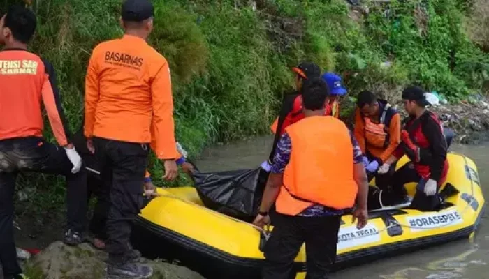 Dua Remaja di Tegal Tewas Tenggelam saat Bikin Konten Lompat dari Jembatan