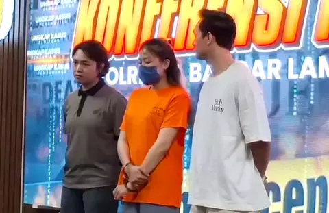 WD (28) Seorang wanita di Bandar Lampung yang nekat menyayat alat vital kekasih karena sakit hati