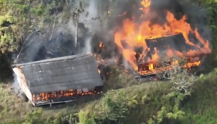 KKB Bakar Sekolah di Kiwirok, Satgas Damai Cartenz Bergerak Cepat Amankan Wilayah