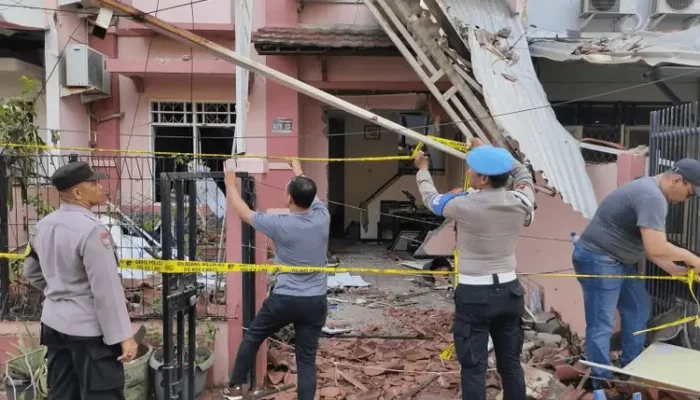 Enam Rumah di Jakbar Rusak Akibat Ledakan Tabung Gas 12 Kg