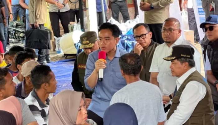 Gibran Minta Maaf kepada Korban Bencana di Sumatera: “Warga Sumatera Tidak Sendiri”