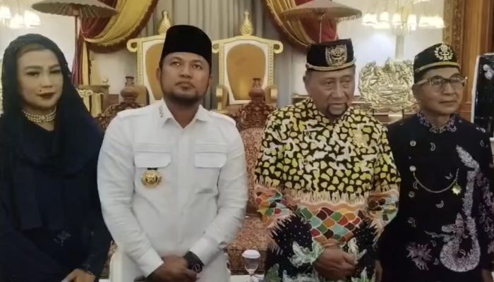 Gubernur Kaltim Minta Maaf ke Sultan Kutai Terkait Polemik Posisi Tempat Duduk