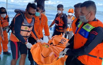 Hari Ke-10 Operasi SAR, Jenazah Diduga Pelatih Valencia B Korban KM Putri Sakinah Ditemukan di Perairan Rinca
