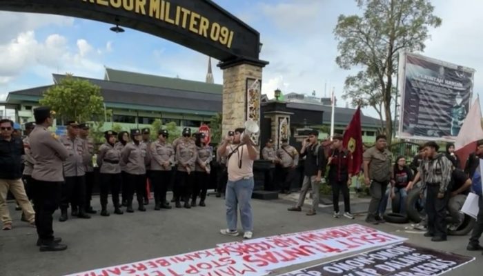 Pengamanan Humanis Polri Iringi Aksi GERAM di Korem Samarinda