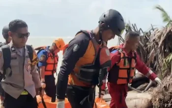 Korban Terakhir Kapal Nelayan Terbalik di Muara Manggar Ditemukan, Operasi SAR Resmi Berakhir