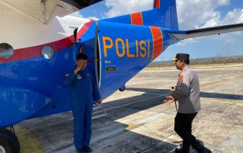 Polri Bergerak Berlapis Hadapi Gempa NTT, Kapolda Cek Kondisi Warga di Sikka